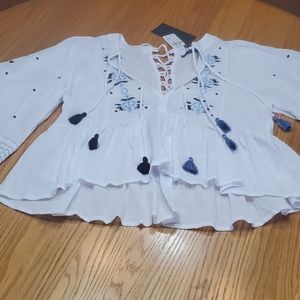Haute Rogue Size Medium Blouse